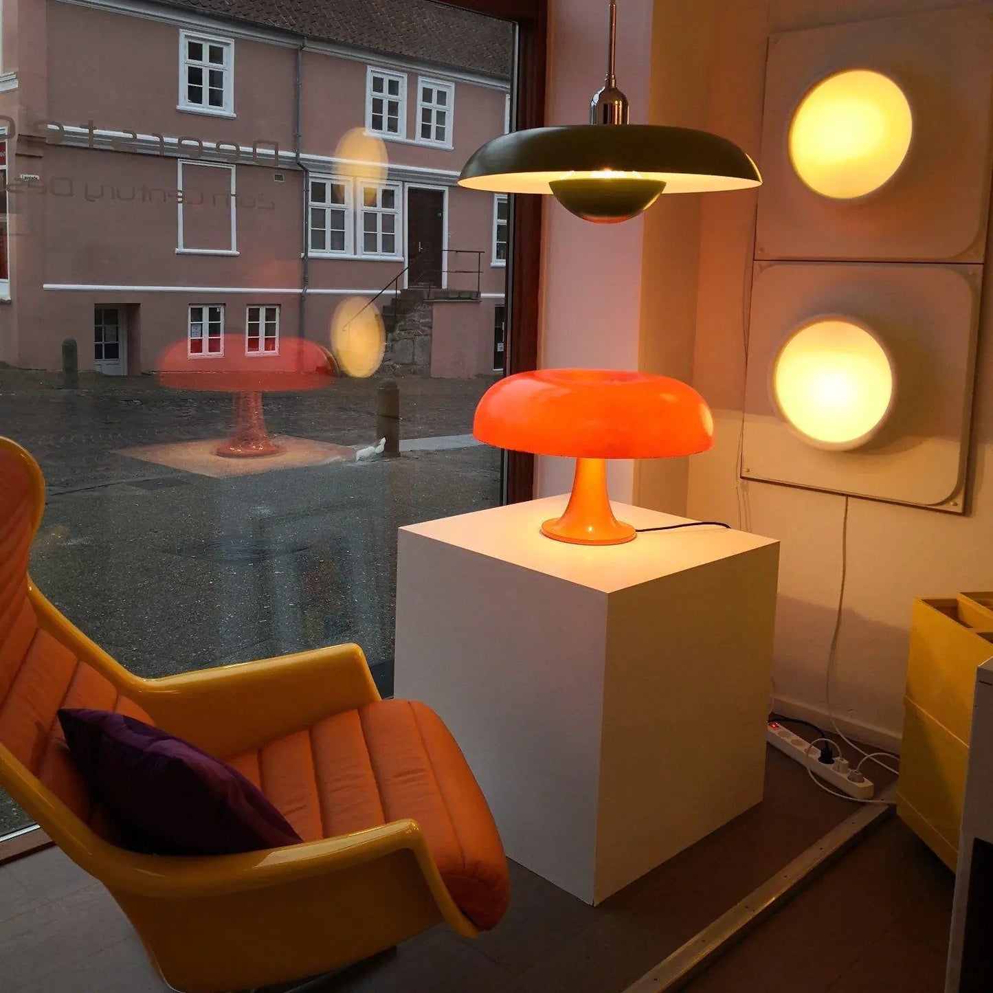 Toad Table Lamp
